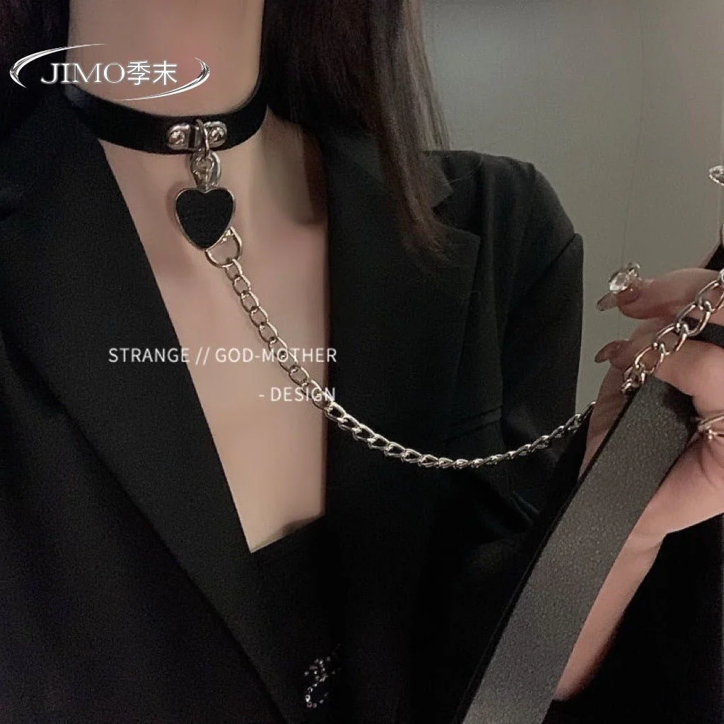 Yours Forever Choker With Leash - Image 4