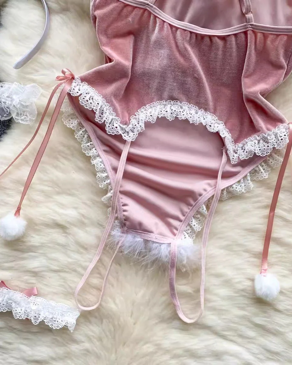 Velvet Envy Lingerie Set - Image 5