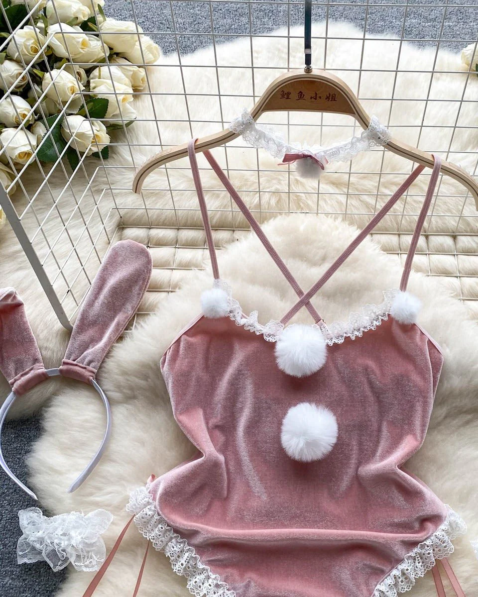 Velvet Envy Lingerie Set - Image 7